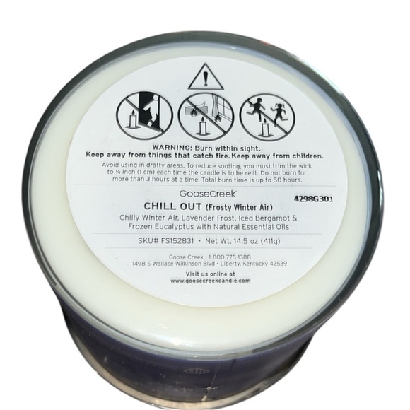 Frosty The Snowman Chill Out 14.5 oz 3-wick Candle - Picture 4 of 4